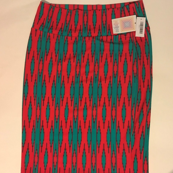 LuLaRoe NWT Cassie Pencil Skirt L Large - Picture 1 of 6
